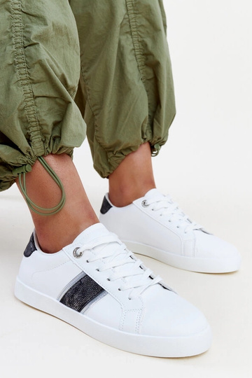 Sorte og hvide sneakers med dekorativ stribe Grada