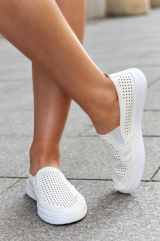 Beige luftige Slipper-Sneakers Dafina Beige luftige Slipper-Sneakers Dafina