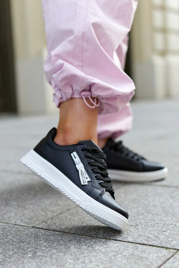 Sorte sneakers øko læder...