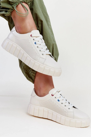 Baskets en cuir beige Zvonka 2