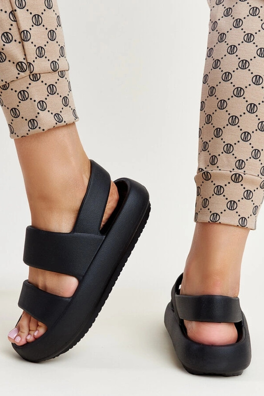 Sandales noires Attiana