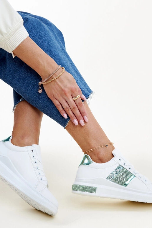Baskets blanches et vertes avec...
