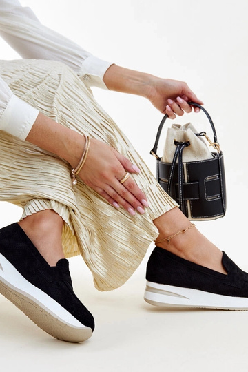 Chaussures Muna perforées noires 2