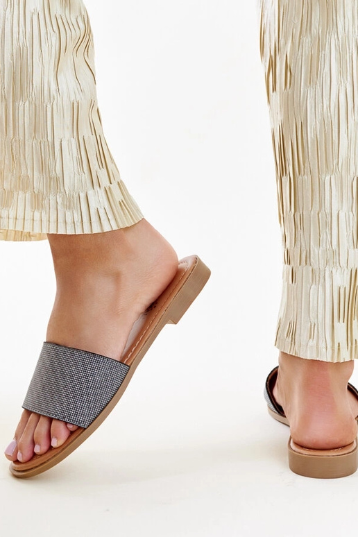 Schwarze glänzende Anilsa-Flip-Flops