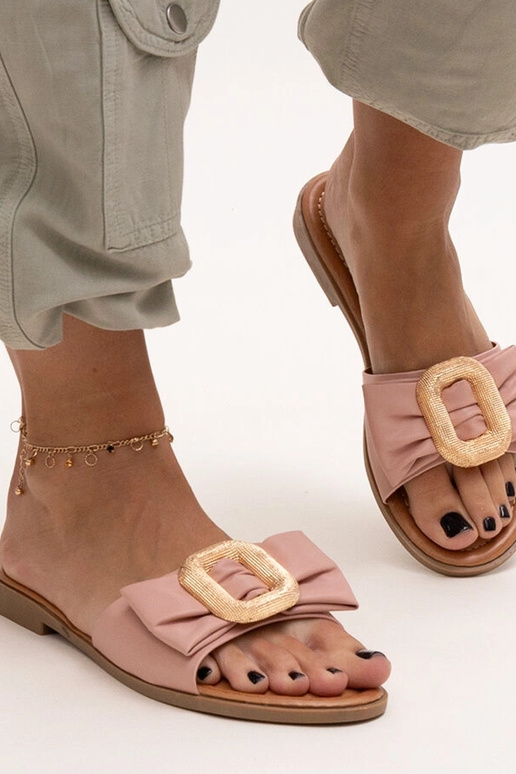 Rosa Pantoletten „Limera“ mit Schnalle Rosa Pantoletten „Limera“ mit Schnalle