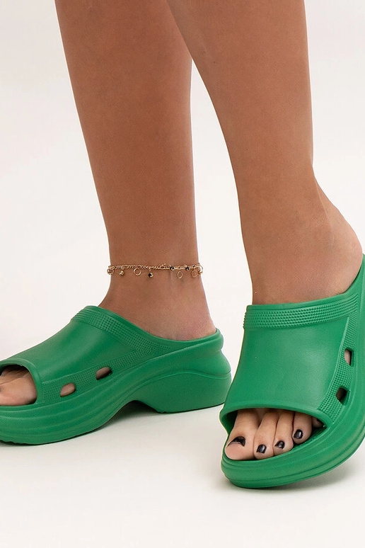 Groene klappertjes op dikke zool Elina