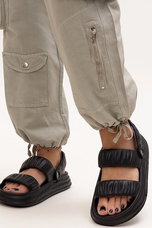 Zwarte schuimsandalen met plooien Coreia