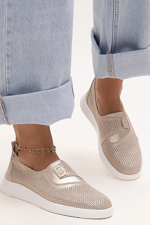 Ethels – Goldene Sneakers aus... Ethels – Goldene Sneakers aus...