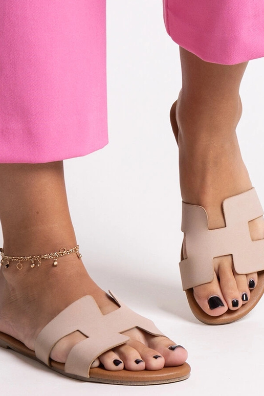 Beige klassieke slippers Juma Beige klassieke slippers Juma