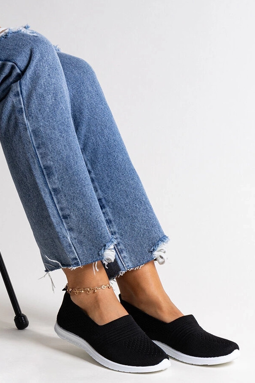 Schwarze Slip-On-Sneakers „Shalha“