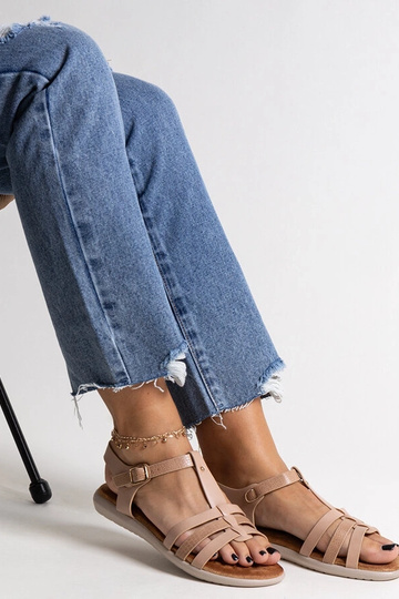 Rosa Sandalen aus Ökoleder...