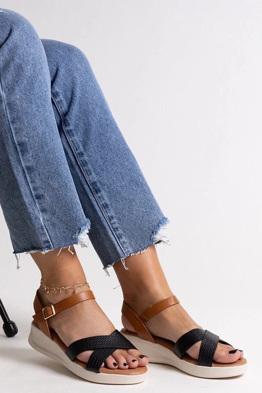 Sorte og brune Hakima sandaler med... Sorte og brune Hakima sandaler med...