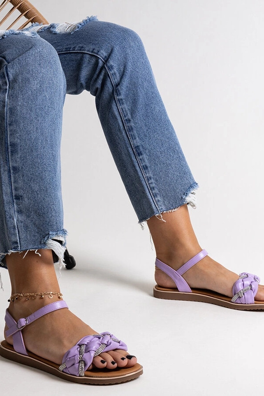 Lila Sandalen mit Zirkonia verziert... Lila Sandalen mit Zirkonia verziert...