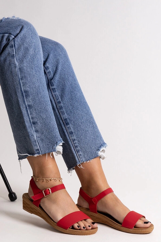 Rote Sandalen aus Ökoleder von Makdak Rote Sandalen aus Ökoleder von Makdak