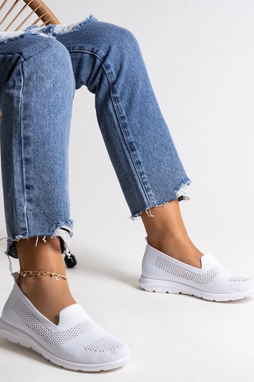 Hvide sneakers med skumsål fra Rahima