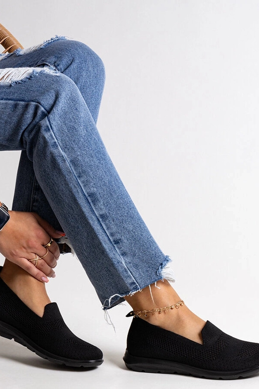 Sorte sneakers med skumsål fra Rahima