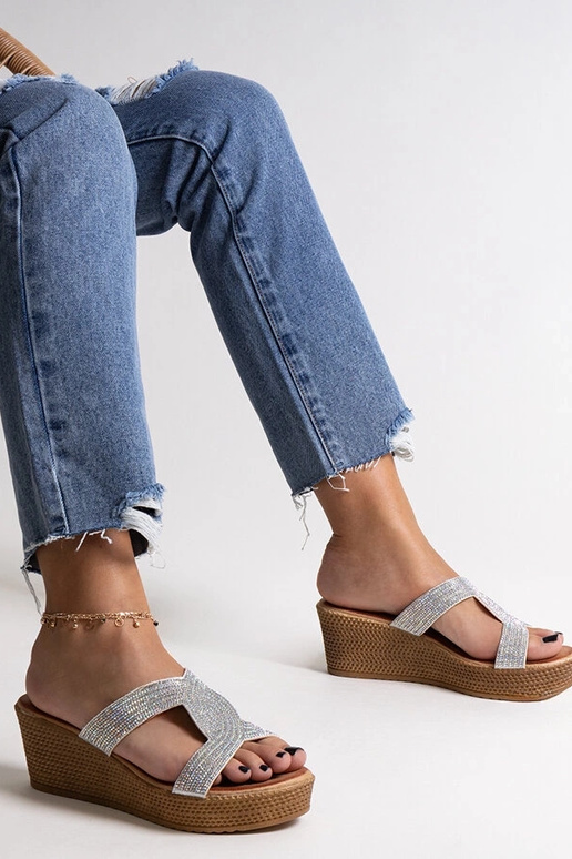 Sandales compensées argentées avec...