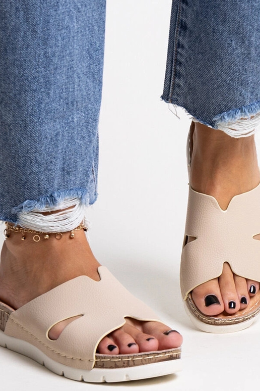 Beige Flip-Flops mit Ledersohle Masha Beige Flip-Flops mit Ledersohle Masha