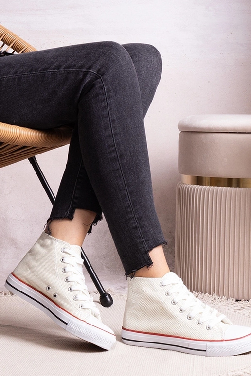 Baskets montantes blanches en mesh... Baskets montantes blanches en mesh...