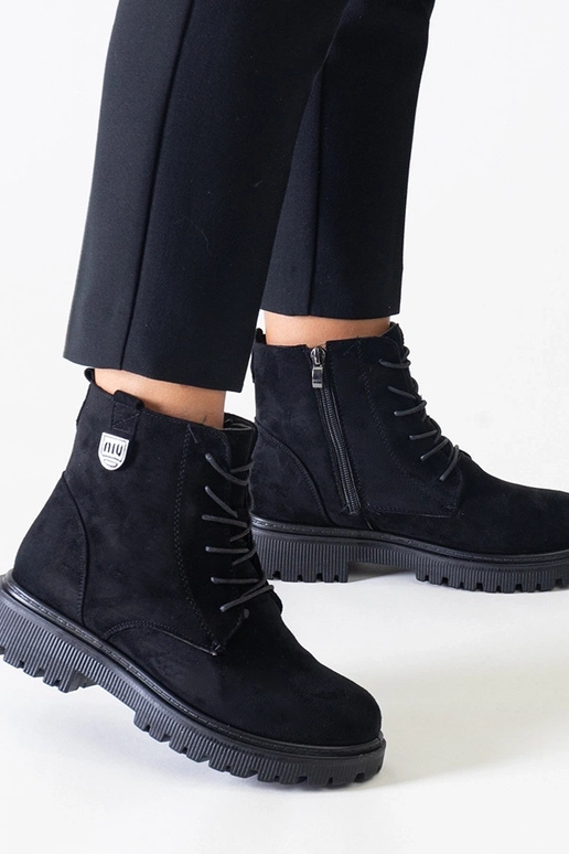 Bottes de travail noires en daim...