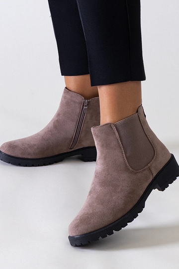 Braune klassische...