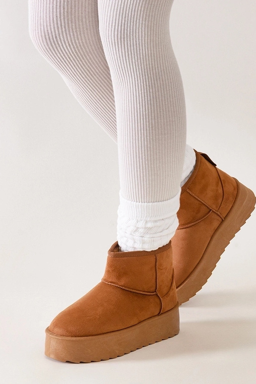 Brune afslappede snestøvler på Thaisa...