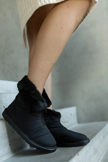 Bottes d'hiver noires... 2