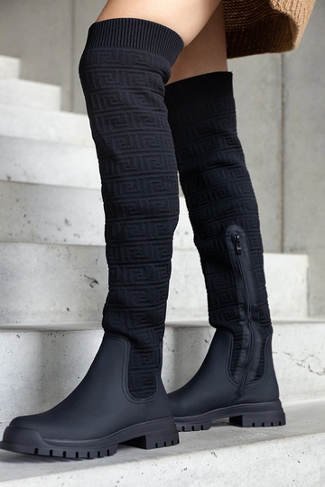 Schwarze Stoffstiefel mit... 2