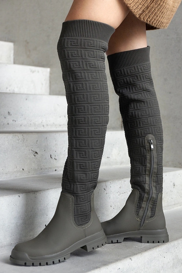 Grüne Stiefel aus mattem Stoff „Scarlett“