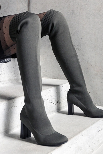 Bottines vertes à enfiler...