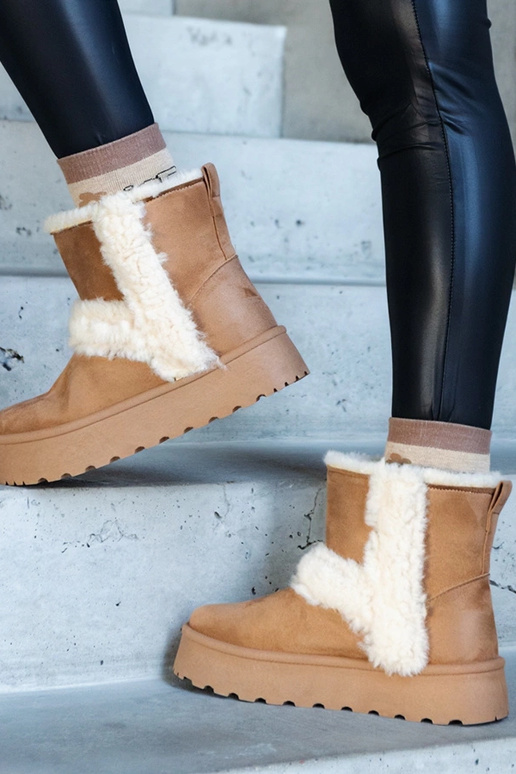 Dunkelbeige Schneestiefel aus...