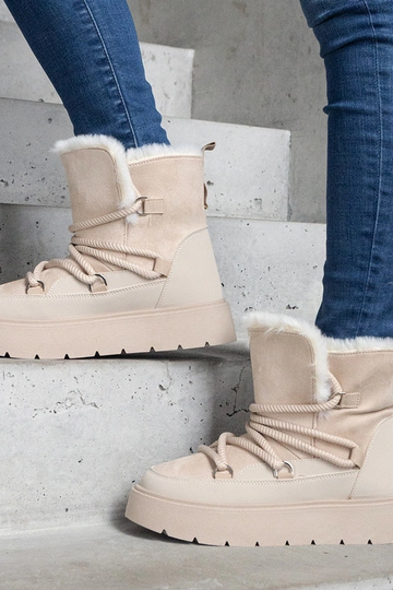 Beige Schneestiefel auf...