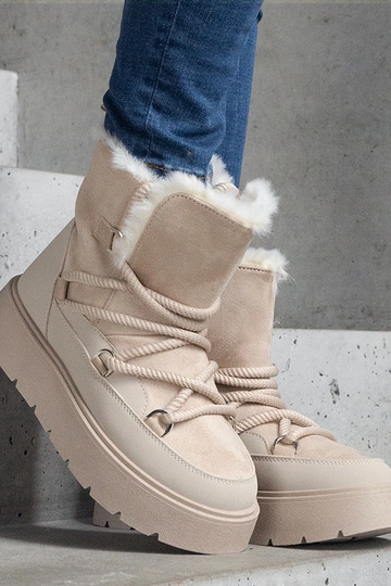 Beige Schneestiefel auf... 2