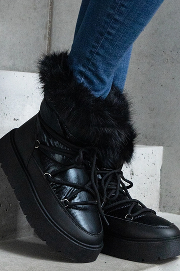 Bottes de neige noires... 2