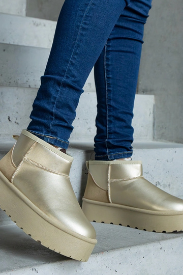 Bottes de neige basses...