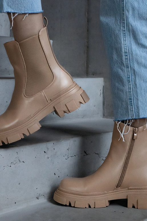 Bottines beiges chaudes avec... Bottines beiges chaudes avec...