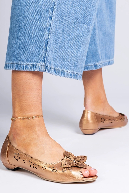 Gouden open balerina's met open neus... Gouden open balerina's met open neus...