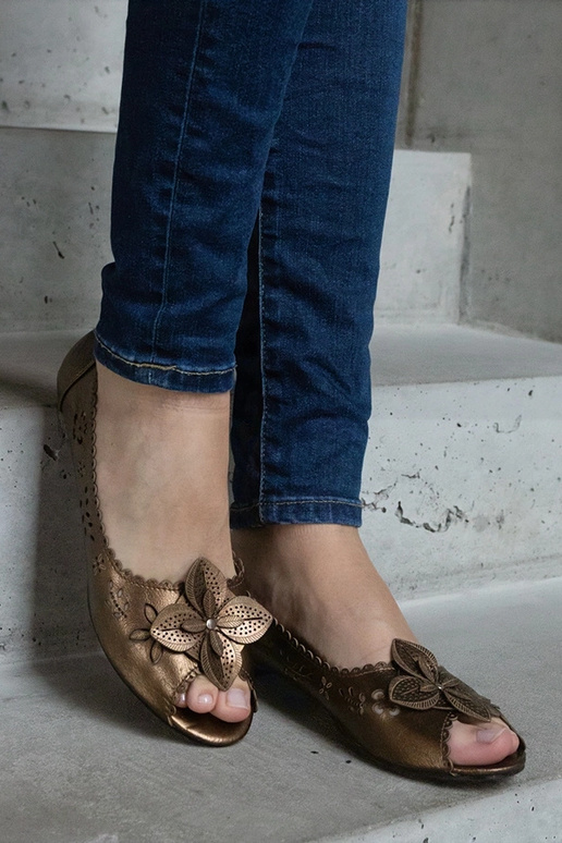 Bruine open neus ballerina's met...