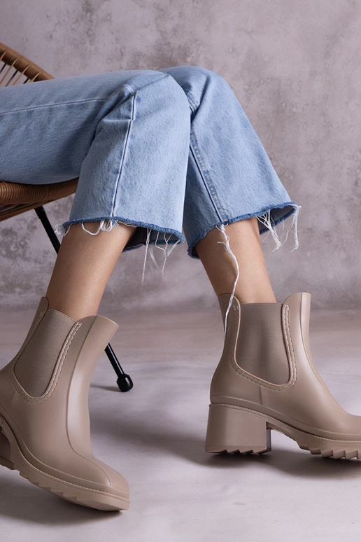 Beige Gummistiefel mit Absatz Surien