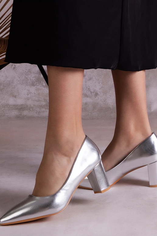 Silberne Pumps mit Blockabsatz Tunia Silberne Pumps mit Blockabsatz Tunia