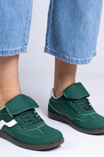 Groene lage dames sportschoenen met veters Edelmira