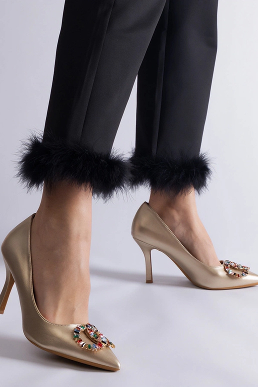 Goldene Pumps mit bunten Zirkonen...