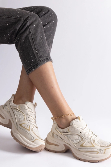 Beige Sneaker mit massiver... 2