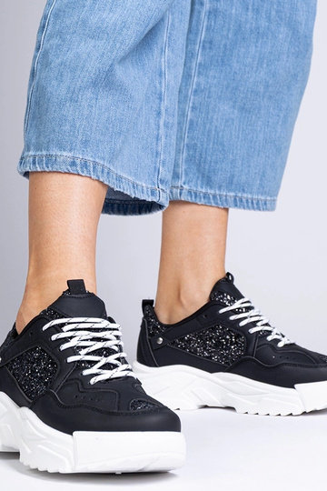Schwarze Damensneaker mit Glitzerakzenten Caraballo