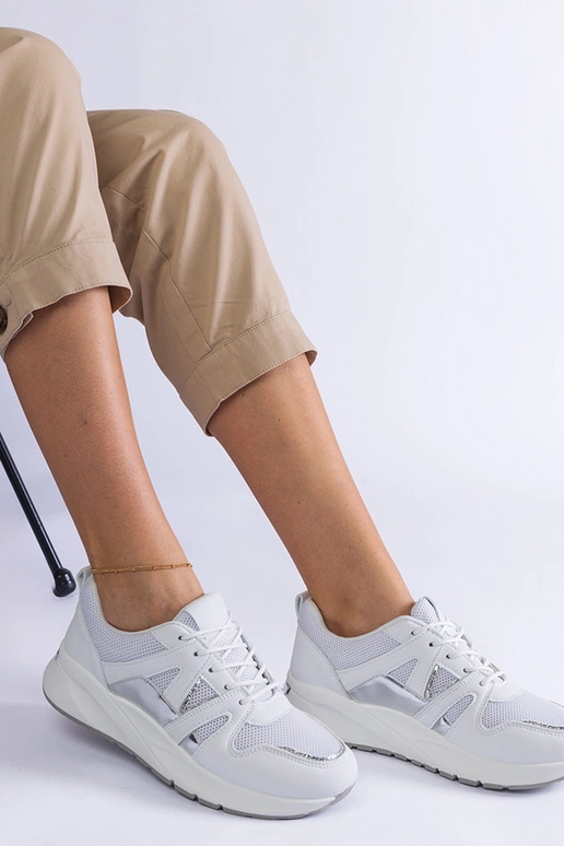 Hvide sneakers med tyk Sierra