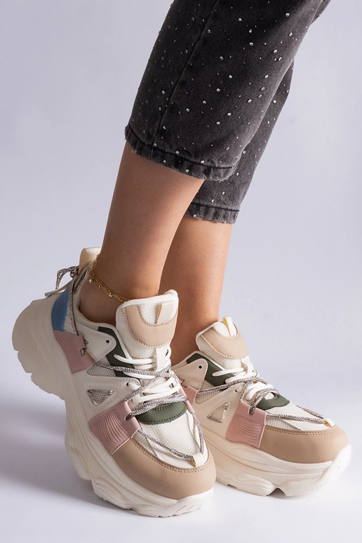 Baskets de sport multicolores pour... Baskets de sport multicolores pour...