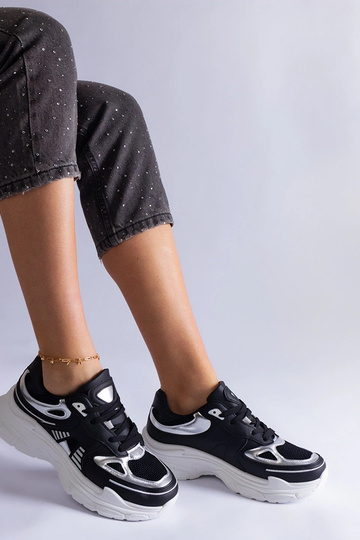 Schwarze Damen-Sneaker mit... 2