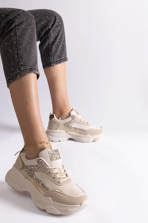 Beige sneakers med glitterindsatser... Beige sneakers med glitterindsatser...