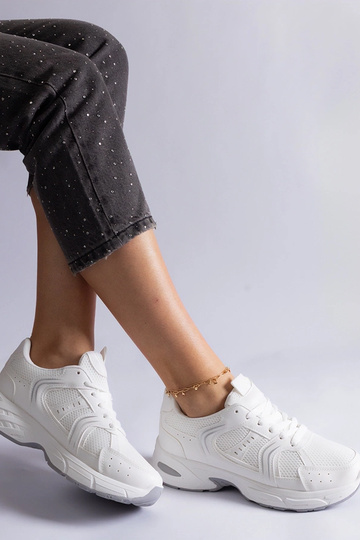 Baskets de sport Ena blanches 2