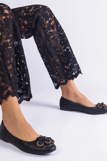 Schwarze Ballerinas mit...